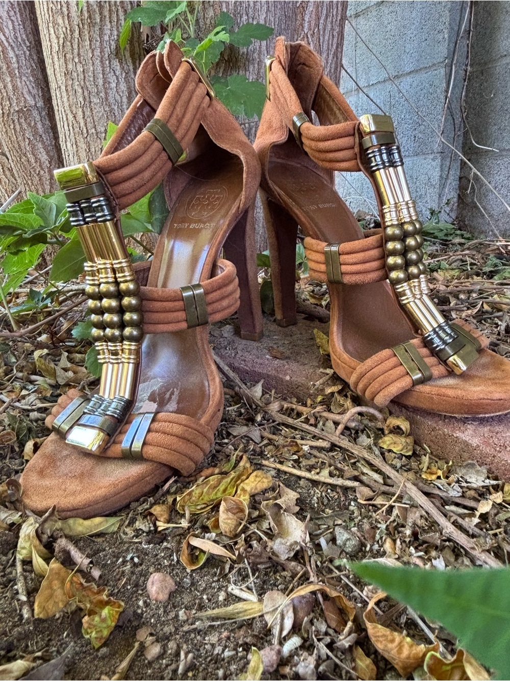 Tory Burch Carla Beaded Metallic Suede Heels 9.5 Bronze Camel Statement Sandals - Picture 1 of 6
